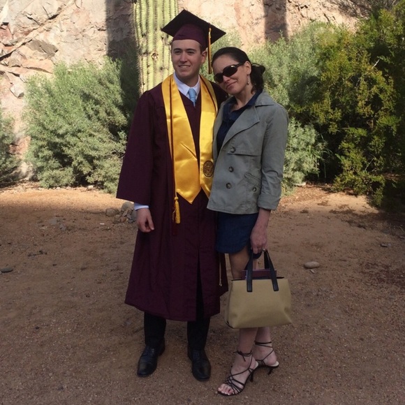 Why Do I Posh? Hello, I'm Kristin 💕🐾💕 - Picture 12 of 16